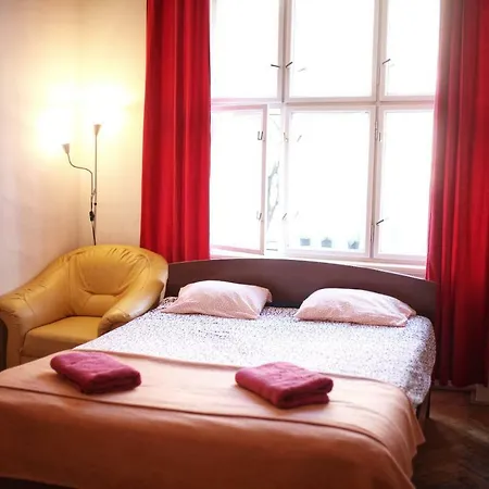 Apartmán 3 Bedroom Airy Spacious 80m2 Apt In Dt W/bath